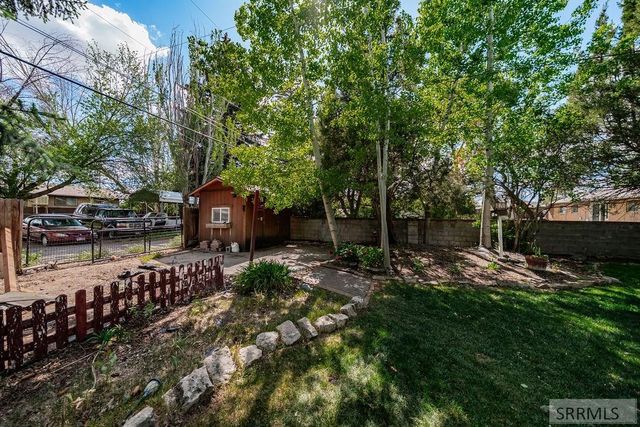 706 E 16th Street, Idaho Falls, ID 83404
