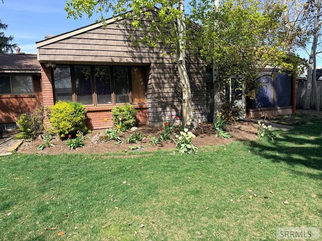 706 E 16th Street, Idaho Falls, ID 83404