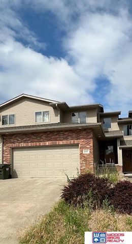 6147 Laroche Road, Lincoln, NE 68516