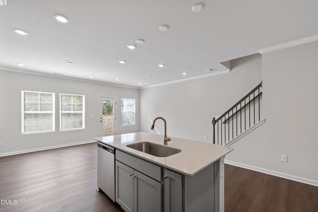 130 Paramount Drive, Smithfield, NC 27577
