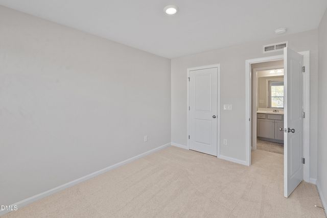 130 Paramount Drive, Smithfield, NC 27577