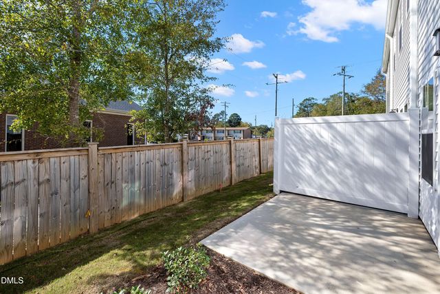 130 Paramount Drive, Smithfield, NC 27577