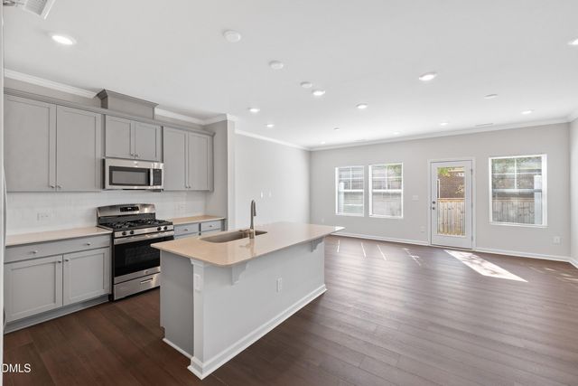 130 Paramount Drive, Smithfield, NC 27577