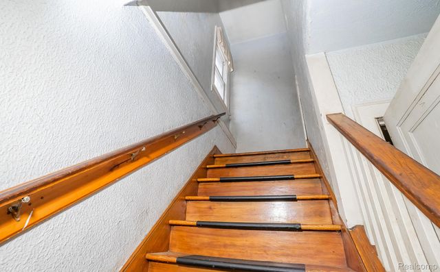 15859 Cloverlawn Street, Detroit, MI 48238