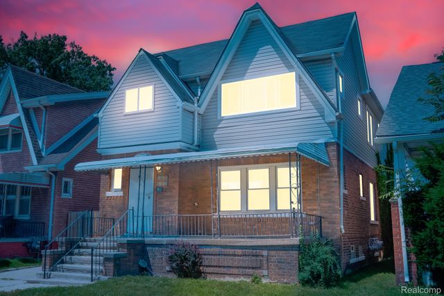 15859 Cloverlawn Street, Detroit, MI 48238