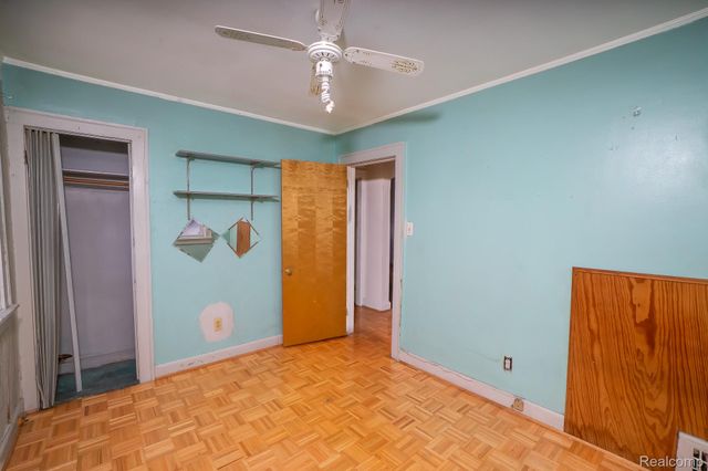 15859 Cloverlawn Street, Detroit, MI 48238