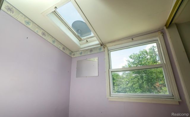 15859 Cloverlawn Street, Detroit, MI 48238