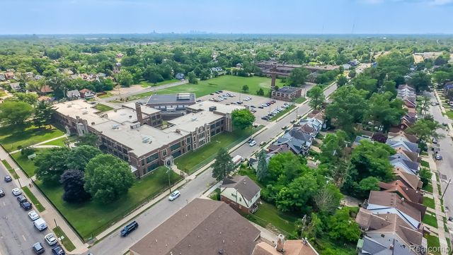 15859 Cloverlawn Street, Detroit, MI 48238