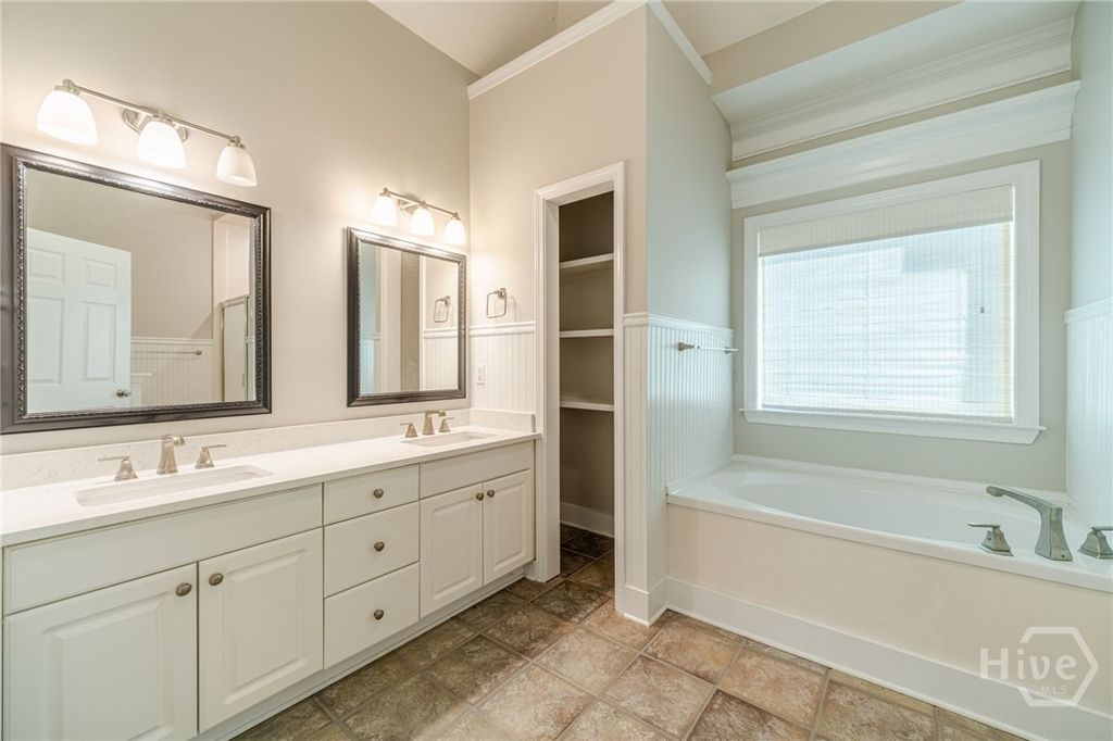 Image 23 of property listing at 857 Cooper Road, Social Circle, GA 30025