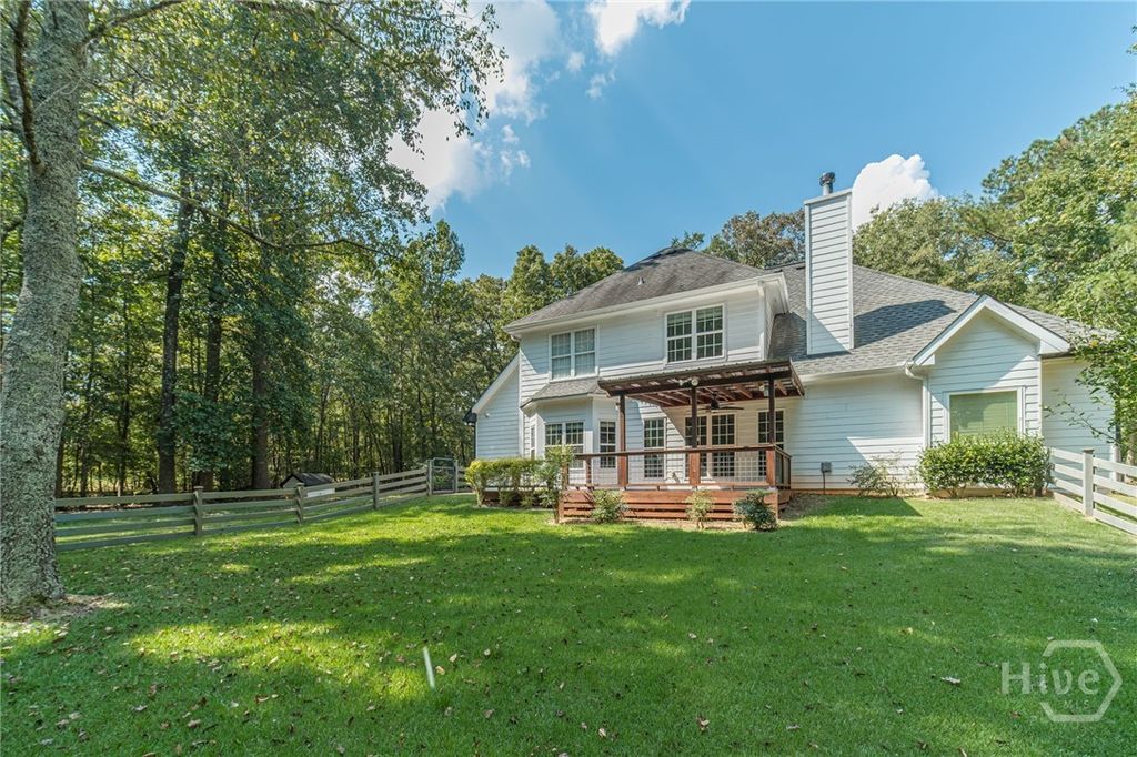 Image 3 of property listing at 857 Cooper Road, Social Circle, GA 30025