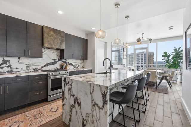 222 West Ave 1214, Austin, TX 78701