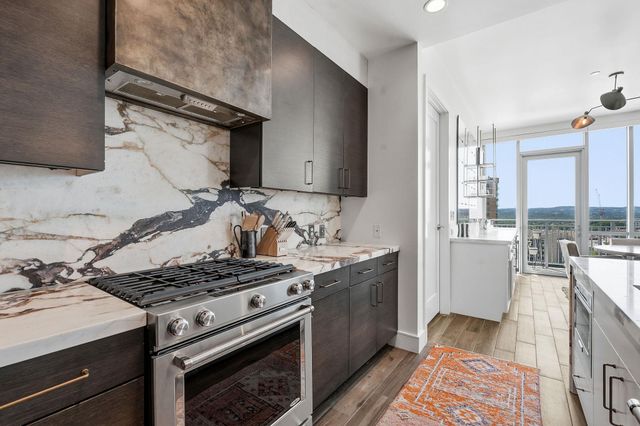 222 West Ave 1214, Austin, TX 78701
