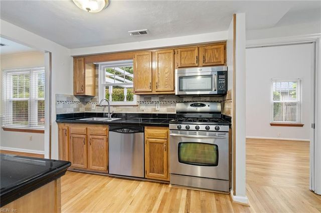 1100 Crossway RD, Virginia Beach, VA 23454