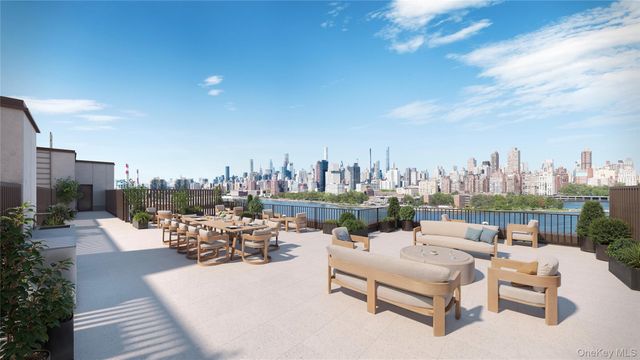 30-55 Vernon Boulevard 6N, Astoria, NY 11102