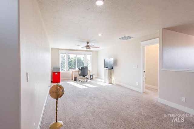 4306 S Dazzle Ave, Meridian, ID 83642