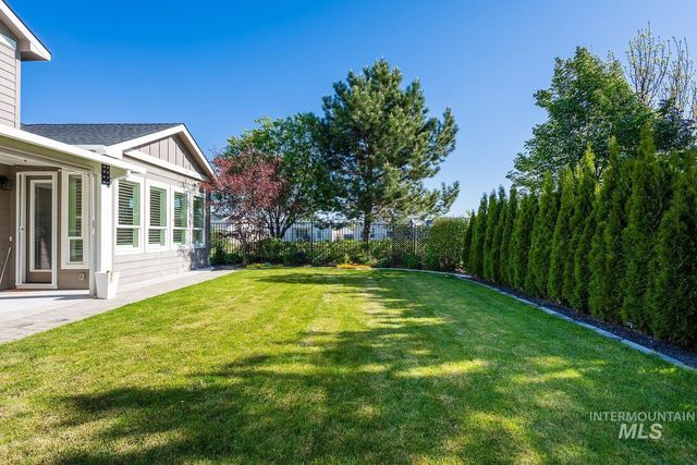 4306 S Dazzle Ave, Meridian, ID 83642