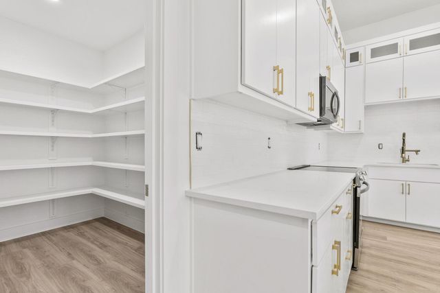 147 Kamakoa LN, Bastrop, TX 78602