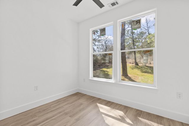 147 Kamakoa LN, Bastrop, TX 78602