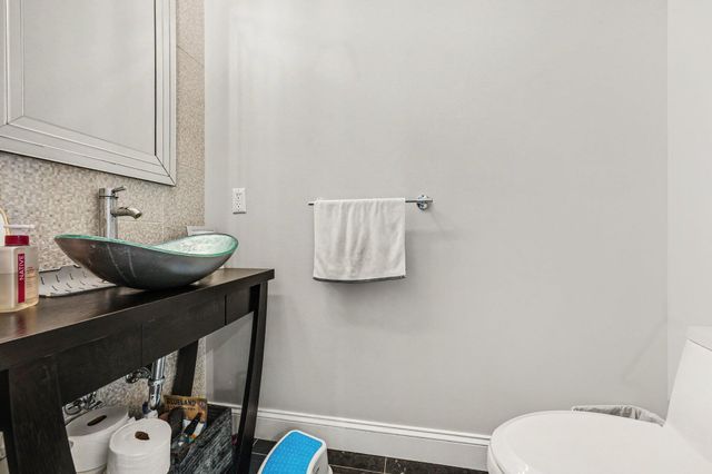 2928 Vinsetta Boulevard, Royal Oak, MI 48073