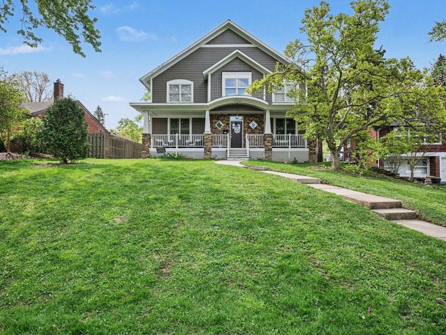 2928 Vinsetta Boulevard, Royal Oak, MI 48073