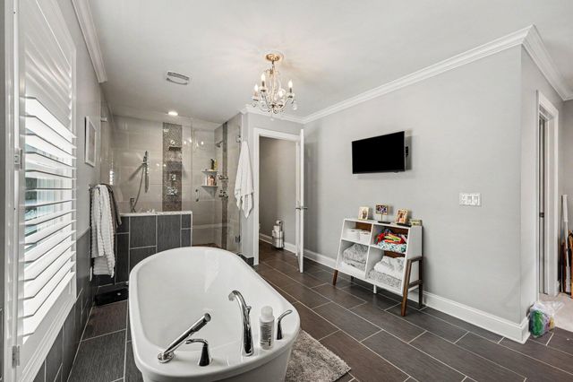 2928 Vinsetta Boulevard, Royal Oak, MI 48073