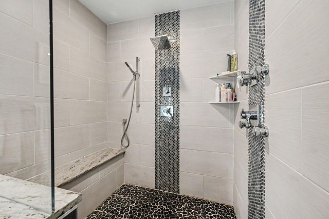 2928 Vinsetta Boulevard, Royal Oak, MI 48073