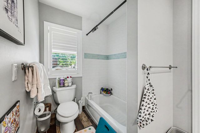 2928 Vinsetta Boulevard, Royal Oak, MI 48073