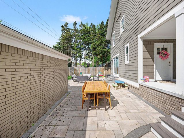 2928 Vinsetta Boulevard, Royal Oak, MI 48073