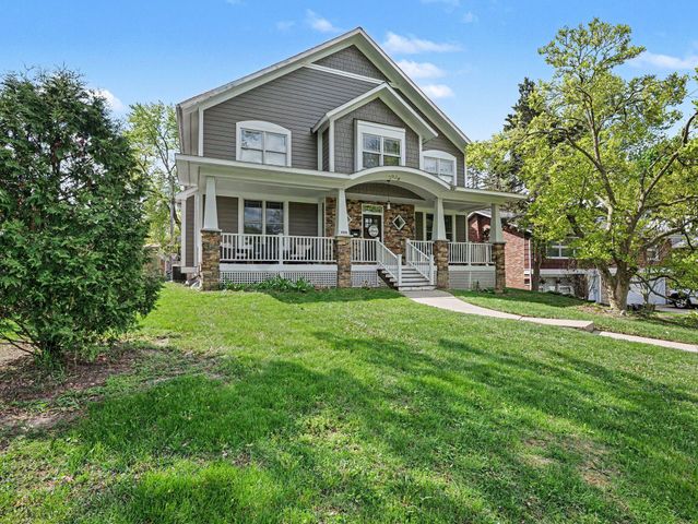2928 Vinsetta Boulevard, Royal Oak, MI 48073