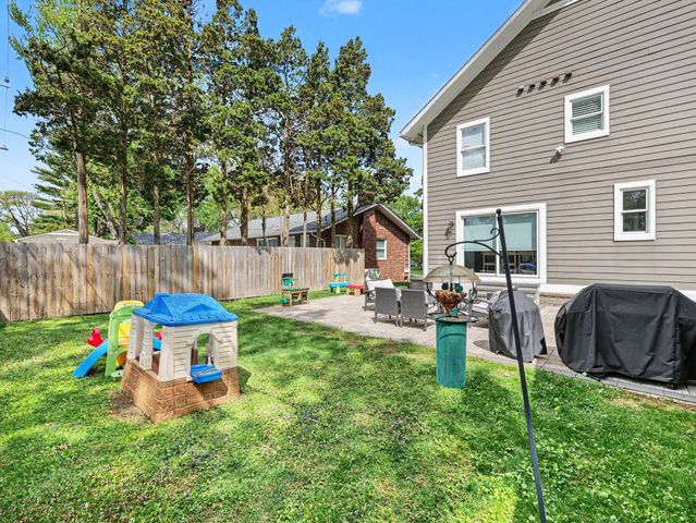2928 Vinsetta Boulevard, Royal Oak, MI 48073