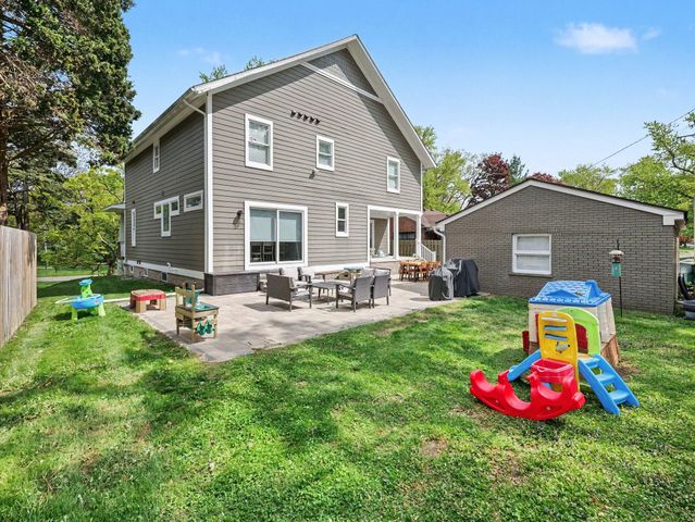 2928 Vinsetta Boulevard, Royal Oak, MI 48073