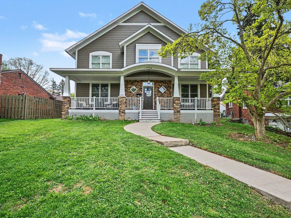 2928 Vinsetta Boulevard, Royal Oak, MI 48073