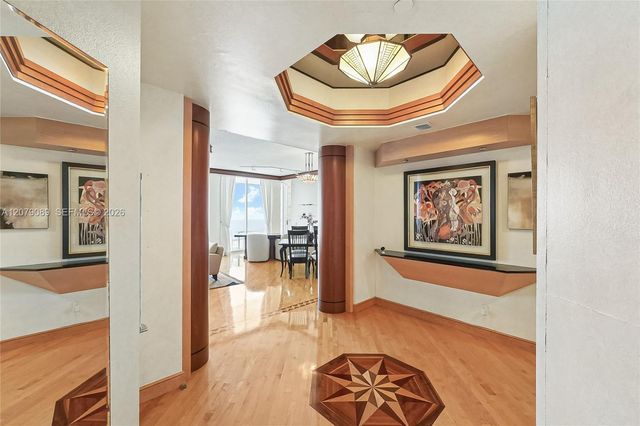 21150 Point Place 3004, Aventura, FL 33180