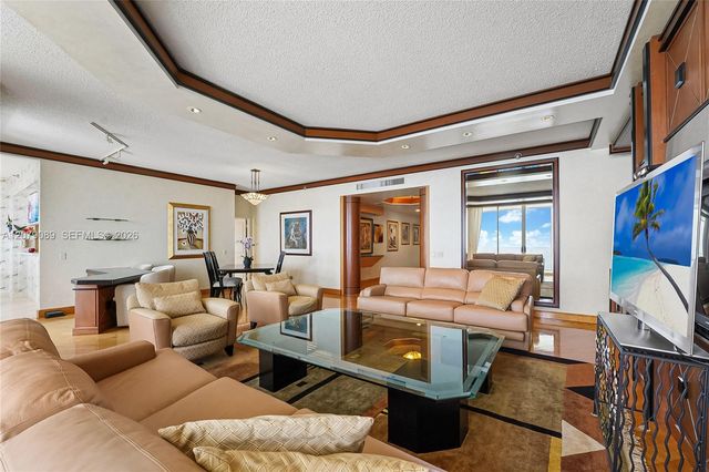 21150 Point Place 3004, Aventura, FL 33180
