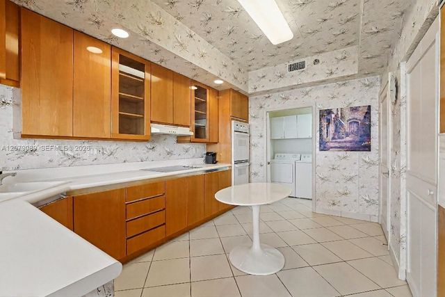21150 Point Place 3004, Aventura, FL 33180