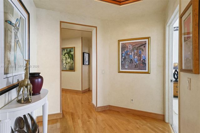 21150 Point Place 3004, Aventura, FL 33180