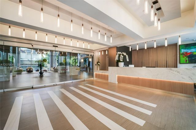 21150 Point Place 3004, Aventura, FL 33180