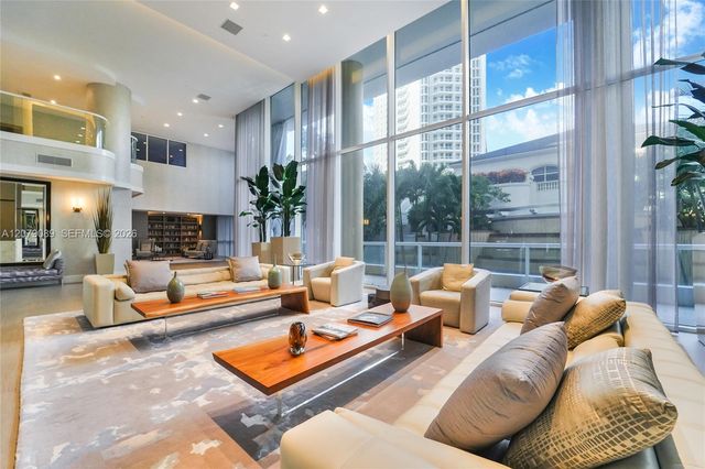 21150 Point Place 3004, Aventura, FL 33180
