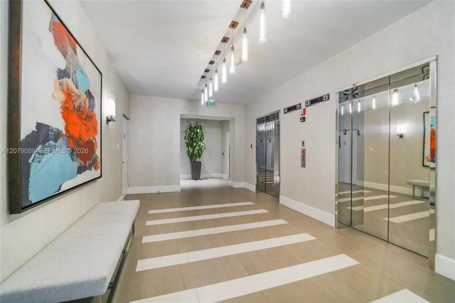 21150 Point Place 3004, Aventura, FL 33180