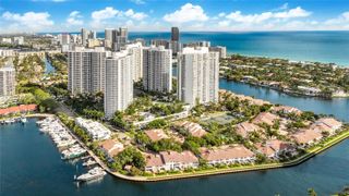 21150 Point Place 3004, Aventura, FL 33180