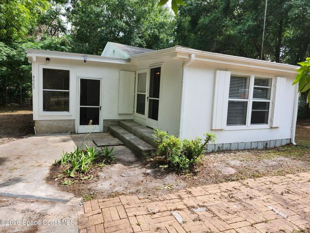 3585 Aurantia Road, Mims, FL 32754