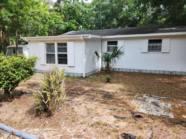 3585 Aurantia Road, Mims, FL 32754