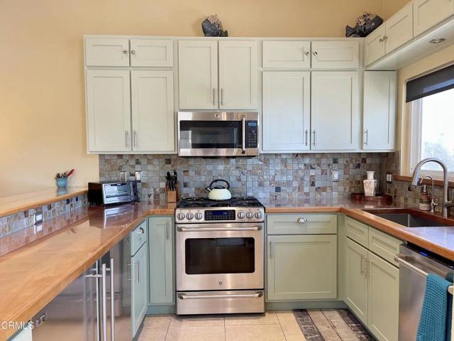 117 La Brea Street, Oxnard, CA 93035