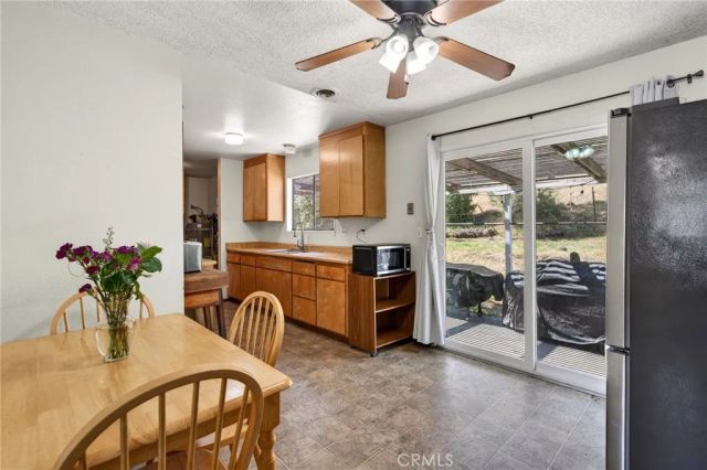2888 Meadow Creek, Clearlake Oaks, CA 95423