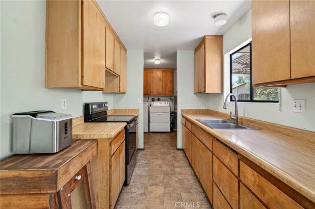 2888 Meadow Creek, Clearlake Oaks, CA 95423