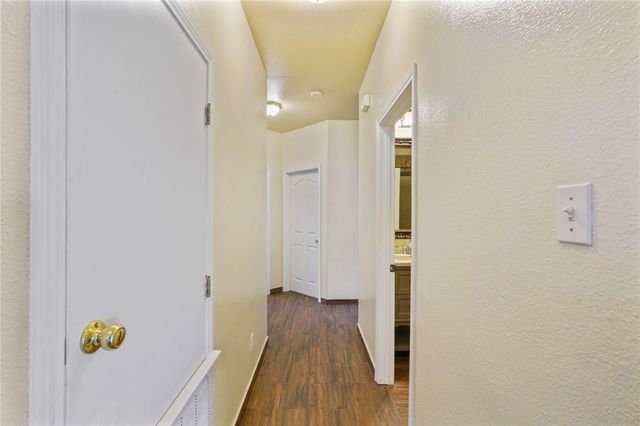 3110 Santa Cruz Dr, Corpus Christi, TX 78413