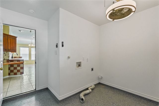 3110 Santa Cruz Dr, Corpus Christi, TX 78413