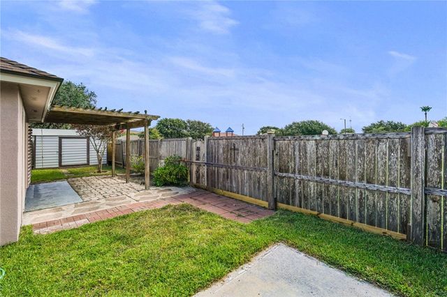 3110 Santa Cruz Dr, Corpus Christi, TX 78413
