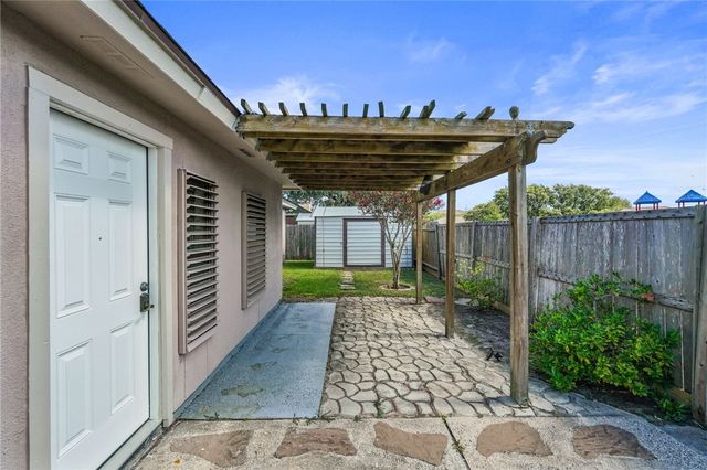 3110 Santa Cruz Dr, Corpus Christi, TX 78413