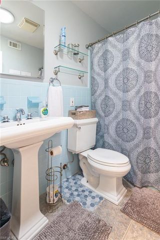 806 97th AVE N, Naples, FL 34108